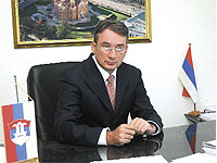 Bosić ostaje na čelu stranke