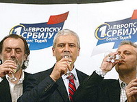 Nema vanrednih izbora u 2009.