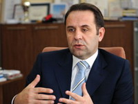 Ljajić: Poternice za Mladićem i Hadžićem