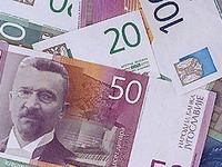 Dinar treći dan u usponu