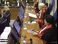 Milutinović oslobođen, ostalima 96 godina robije