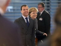 Medvedev: S Obamom ću pokušati poboljšati odnose