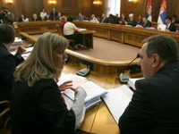 Nesloga DS i G17 oko vladinih mera štednje?