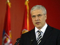 Da li će pustiti Tadića na Kosovo?