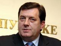 Dodik: " RS se ponaša legalno, legitimno, poštuje Ustav i Dejtonski sporazum"