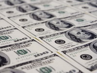 Odloženo 800 miliona dolara investicija u Srbiju u 2009.
