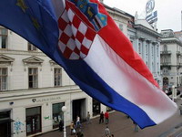 Sanader proglasio pobedu HDZ, veliki gradovi pripali SDP-u