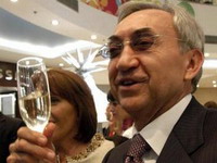 Mišković, Cepter i Karići grade u Belorusiji