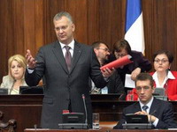 Burne polemike zbog Vojske i EU