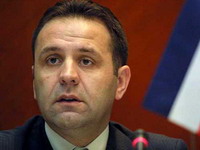 Ljajić: Stalna potraga za Mladićem