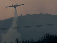 Požari stežu obruč oko Atine