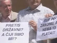 Radnici Pretisa od jutros štrajkuju pred zgradom Vlade FBiH