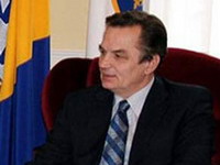"Političkih problema ima, ali neće doći do raspada BiH"