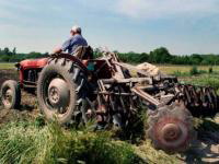 Suficit agrara 320 miliona dolara