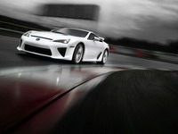 Predstavljen Lexus LFA