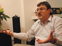 Daleko od odbrane Kosova i EU