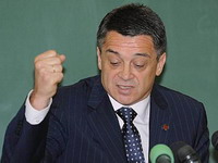 Bačeni Milioni
