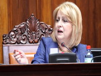 O Statutu u skupštini u utorak