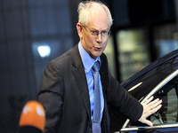Van Rompuj predsednik EU, Ketrin Ešton šef diplomatije