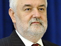 Cvetković: Deficit budžeta za 2010. biće 3,5 odsto