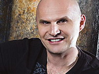 Mili okupio zvezde sa YU prostora