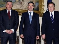 Članovi Predsjedništva BiH s Rasmussenom