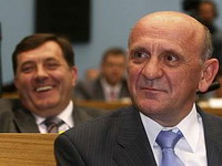 Tihić želi da korak po korak redukuje sva prava koja ima Republika Srpska