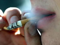 Vlada odustala od totalne zabrane pušenja