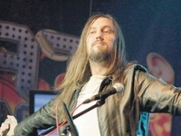 Nermin Puškar vraća se na scenu