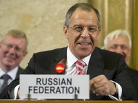 Lavrov: Srbija sama odlučuje o NATO