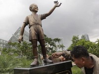 Indonežani žele uklanjanje Obamine statue