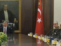 Pohapšeni generali zbog pripreme puča