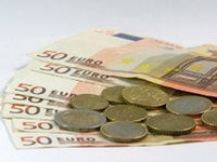 Dinar blago raste, kurs sutra 99,51