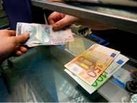 Novi rekordni pad dinara