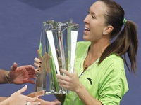 Jelena Janković pobedila Voznjacki u finalu Indijan Velsa!