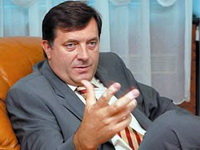 Sastanak Dodik - English: Što prije pristupiti viznoj liberalizaciji!
