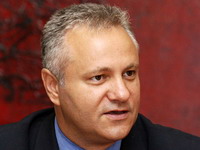 Uvesti PDV od 18 odsto na sve