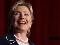 Hillary Clinton: Izrael mora više učiniti za mir