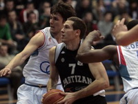 Cibona ulaže žalbu, Kecman sigurno šutirao pre isteka
