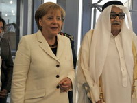 Merkel: Svim silama ćemo braniti snažan evro!