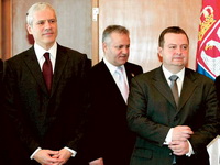 Tadić, Dačić i Dinkić odlučuju o „foteljašima“