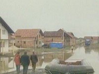 Na području Tuzlanskog kantona vodostaji u opadanju, klizišta i dalje aktivna