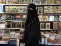 Burka i nikab zabranjeni u javnim institucijama Barcelone