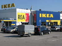 "Ikea" gradi pet šoping molova