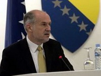 Inzko: "Na izborima se radi o budućnosti četiri miliona ljudi"