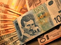Dinar slabiji za 0,17 odsto