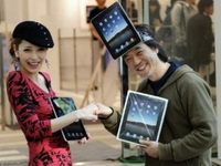 iPad prodat u tri miliona primjeraka