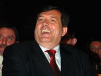 Dodik i zvanično kandidat za predsjednika RS: Nikakve ustavne promjene ne mogu doći u obzir!