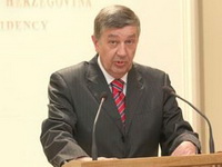 Radmanović "rastura" državu: "BiH će biti zajednica ravnopravnih naroda i entiteta ili je neće biti"
