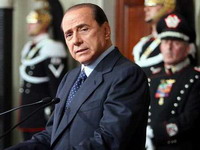Berluskonijevi gafovi zabrinjavaju Italijane